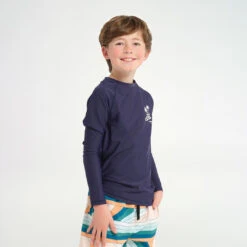 Kids Island LS Rashie -Cancer Council Shop 240924 CancerCouncil Ecom ONMODEL CCCCC664084 0941 0d9b6b29 311a 45b1 aa6e 9e8363823421