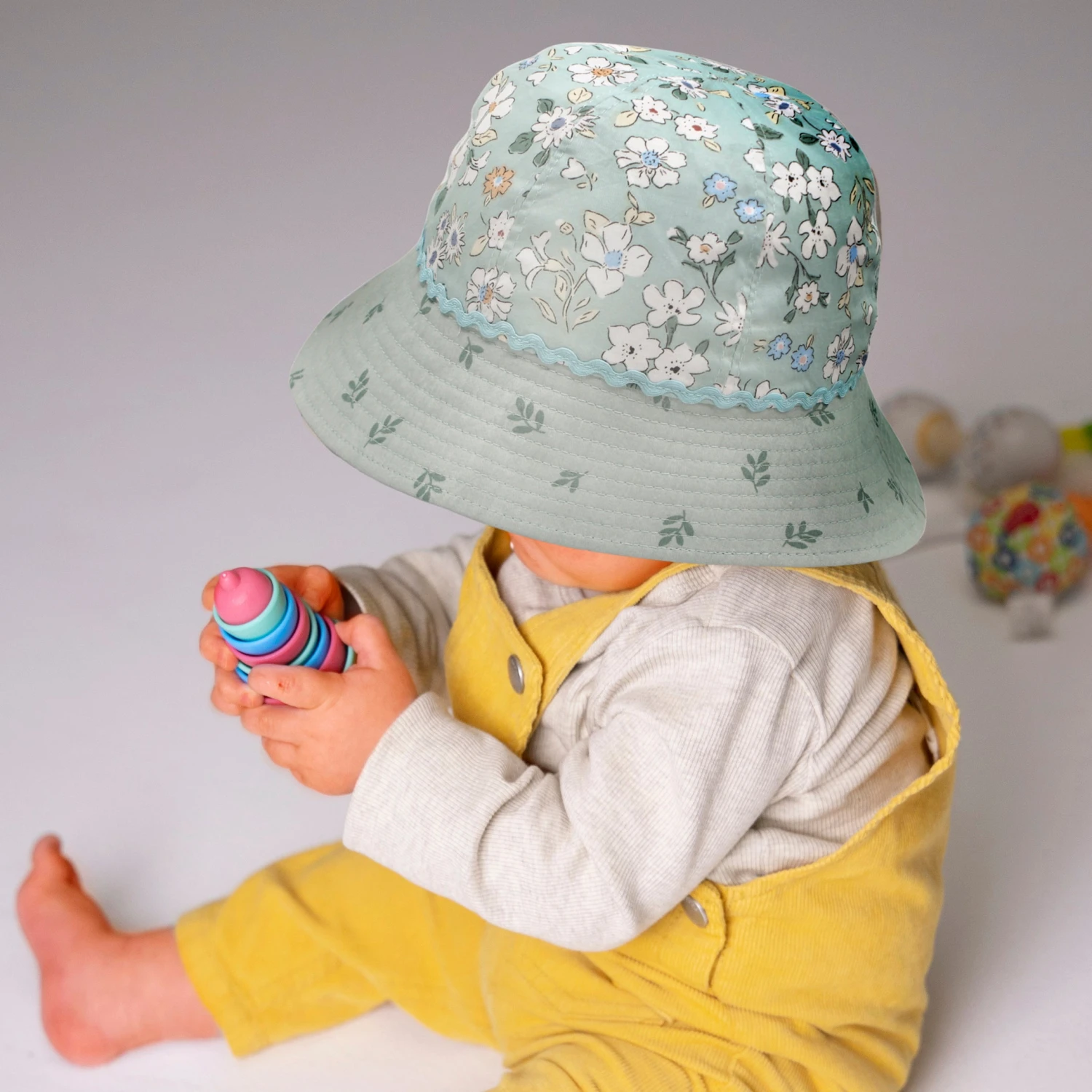 Stevie Souwester Hat - Flower 2 Stevie Souwester Hat - Flower - Image 2