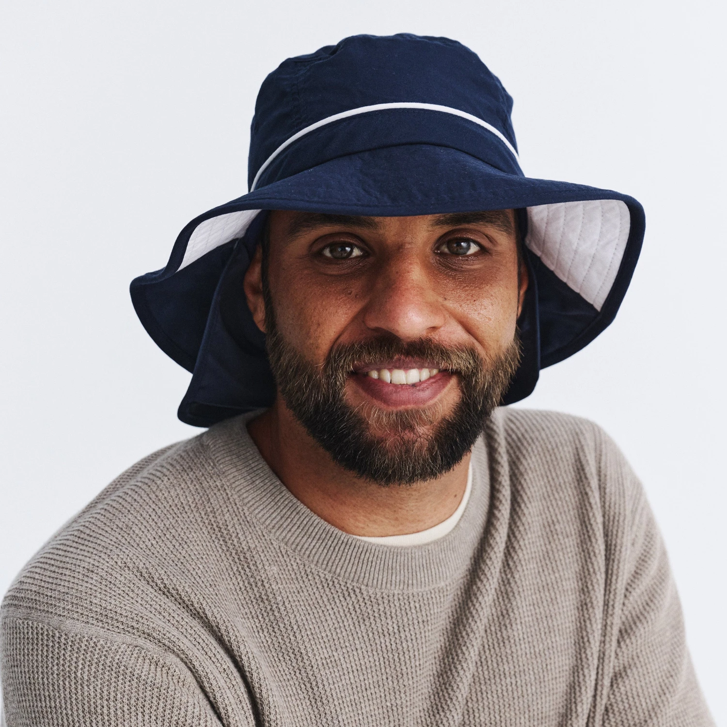 Marvin Bucket Hat - Navy 3 Marvin Bucket Hat - Navy - Image 3