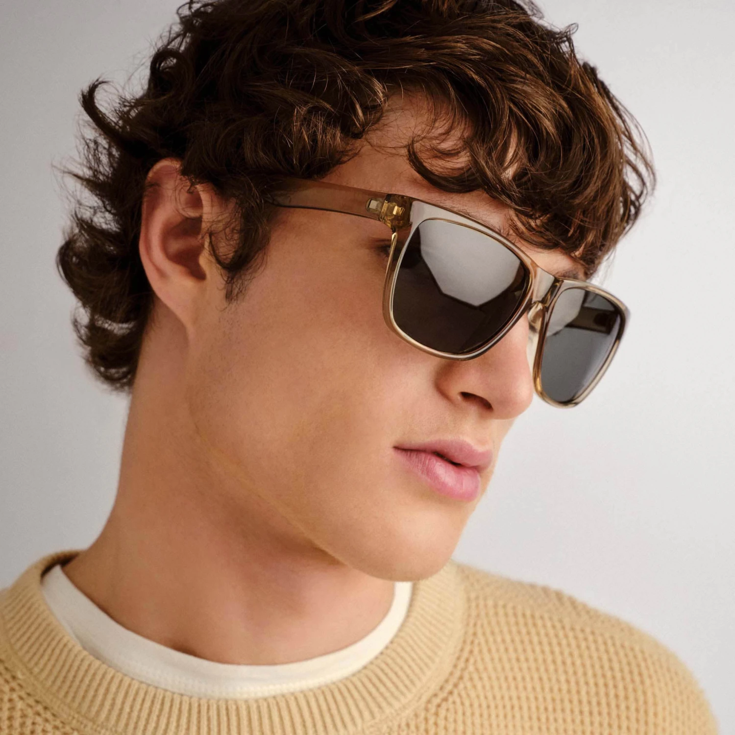 Bondi Sunglasses - Clear 4 Bondi Sunglasses - Clear - Image 4